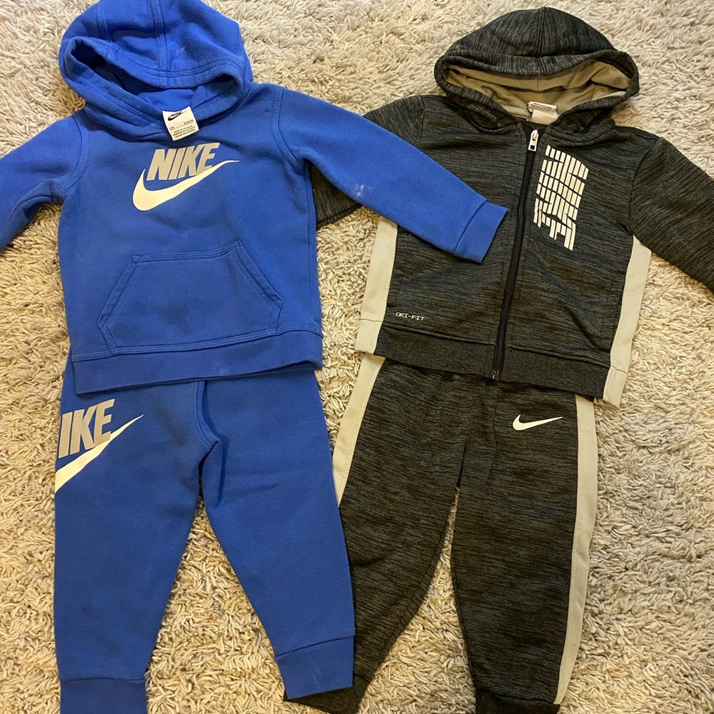 Nike Kids Blue and Black Jogger Set Toddler Boys 24 Months